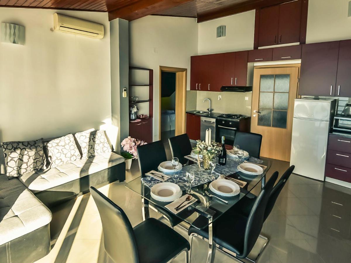 Apartment Skroco By Interhome Maslenica Exteriör bild
