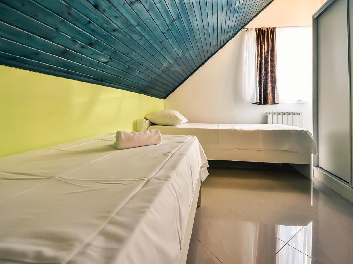 Apartment Skroco By Interhome Maslenica Exteriör bild